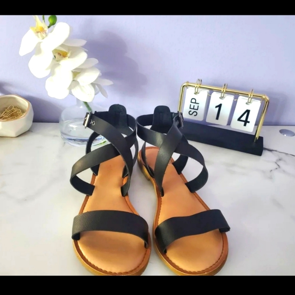 Black Rampage "Tera" sandals Size 8